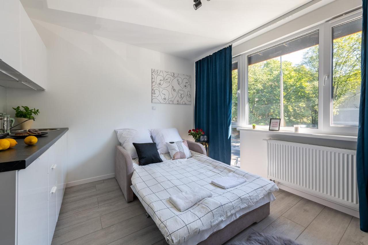 Batorego 220 - 450M Stacja Metra Pola Mokotowskie, 800M Biblioteka Narodowa - 20M Piekny Park Pola Mokotowskie - 800M Do Sgh - Wifi - Smart Tv - Good Apartments วอร์ซอ ภายนอก รูปภาพ